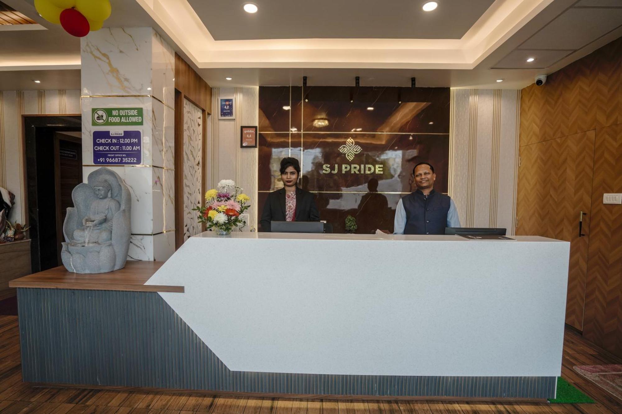 Hotel Sj Pride Μπουμπάνεσβαρ Εξωτερικό φωτογραφία