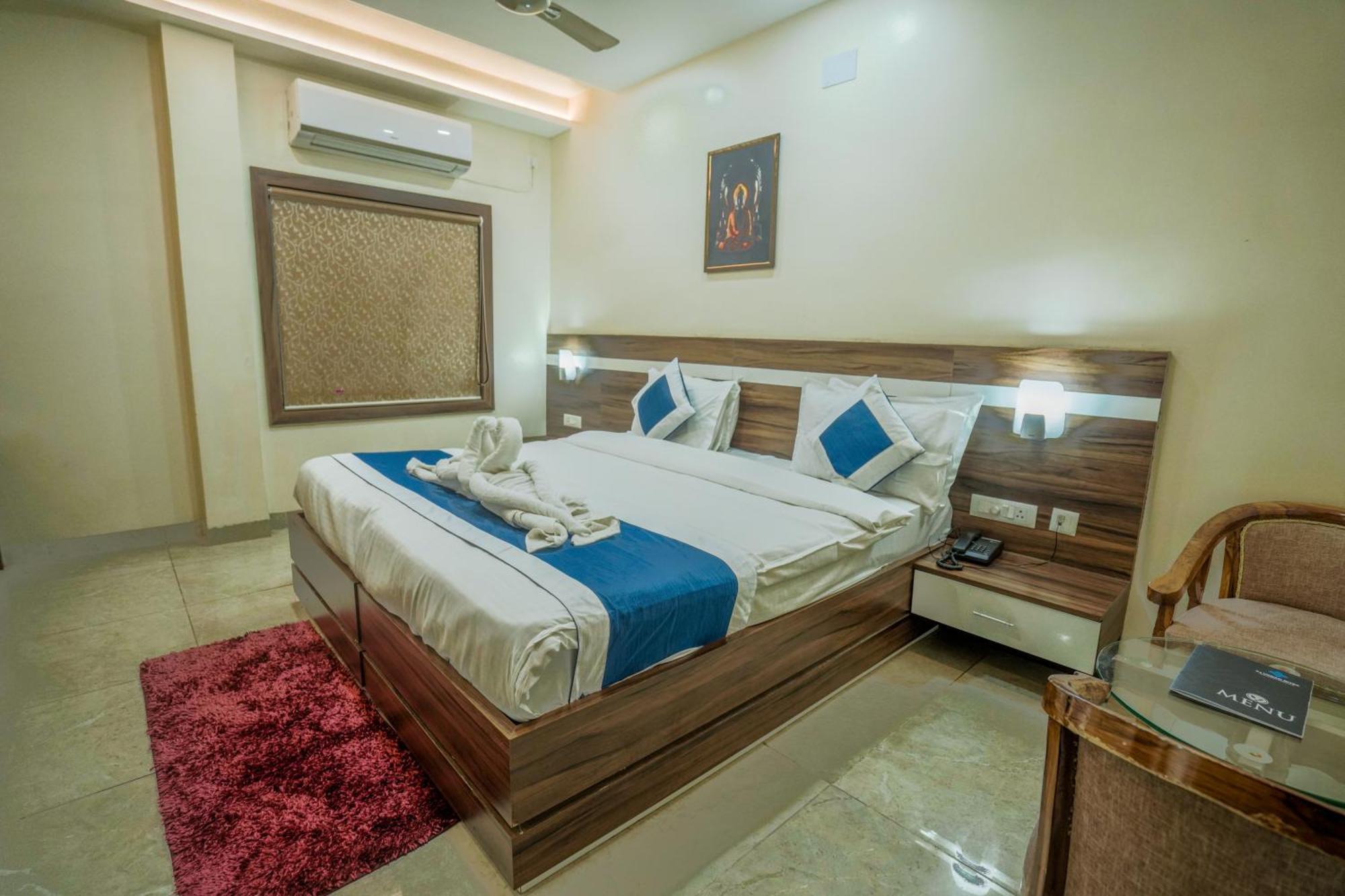 Hotel Sj Pride Μπουμπάνεσβαρ Εξωτερικό φωτογραφία
